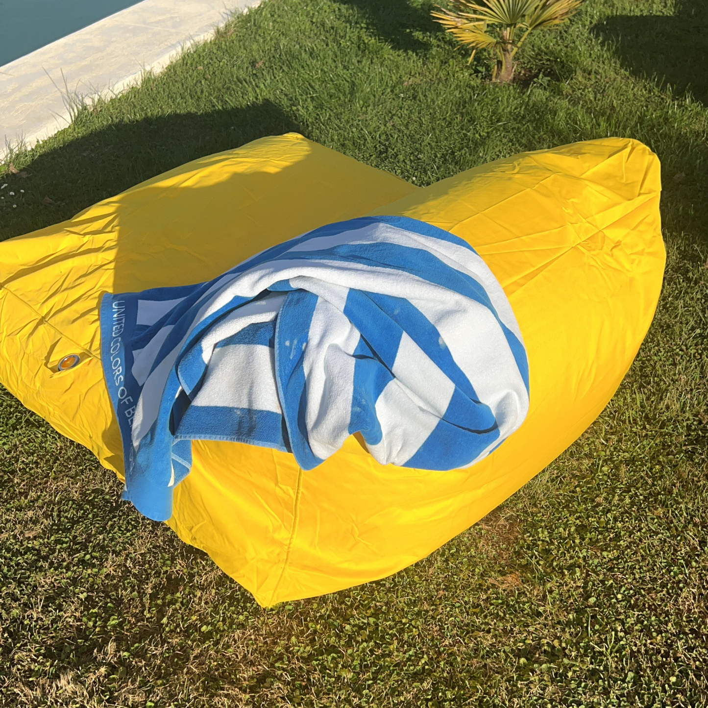 PUFF SILLÓN AMARILLO